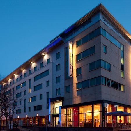 Holiday Inn Express Leeds City Centre - Armouries, An Ihg Hotel מראה חיצוני תמונה